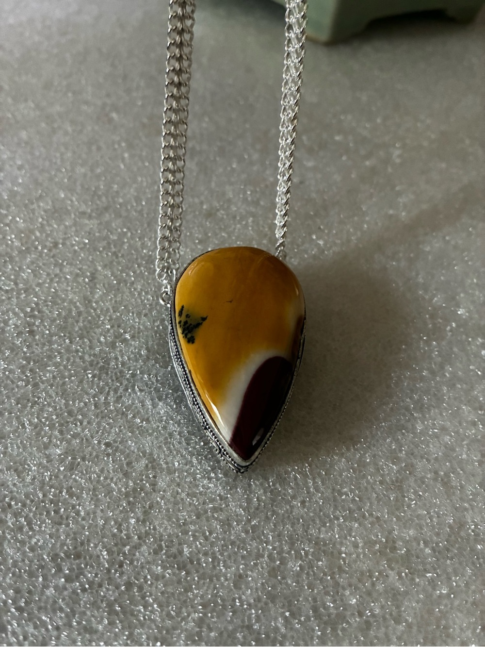 Teardrop gem Pendant Necklace - Yellow & Brown